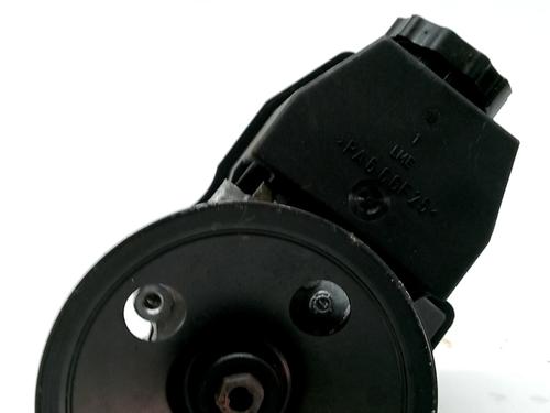 Used Steering pump MERCEDES-BENZ SLK (R170) 230 Kompressor (170.447) (193 hp) 32281452