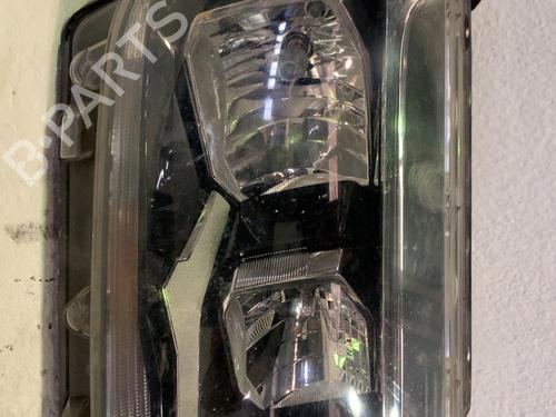 Used Right headlight Right headlight VW CRAFTER Van (SY_, SX_) 2.0 TDI FWD (SYB, SYC, SYD) (140 hp) 33766112 33766112