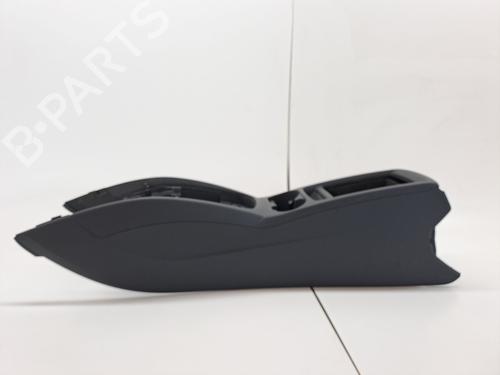 Used Armrest / Center console AUDI Q5 (8RB) 2.0 TDI quattro (170 hp) 26192388