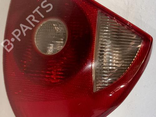 Used Right taillight Right taillight FORD MONDEO III (B5Y) 2.0 TDCi (130 hp) 33772984 33772984