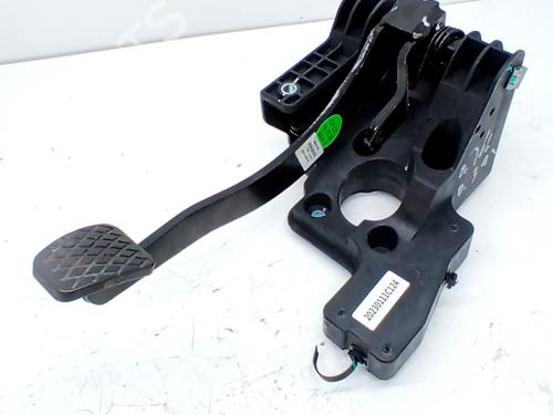 Used Break pedal MG MG ZS SUV (AZS1) 1.5 VTi (106 hp) 31801930