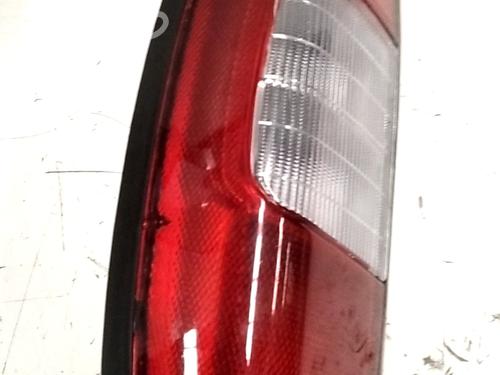 Venstre Baklys NISSAN PICK UP (D22) 2.5 Di (133 hp) 30921429