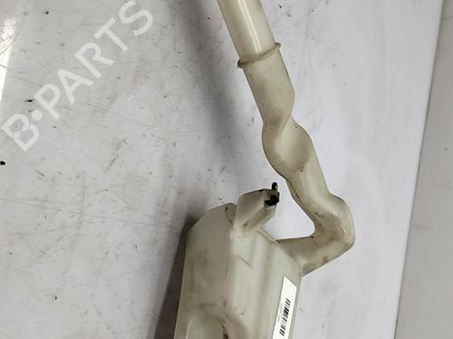 windscreen-washer-tank-vw-polo-iv-9n_-9a_-2001-2002-2003-2004-2005-2006-2007-2008-2009-2010-2011-2012-2013-2014-32108144 main image