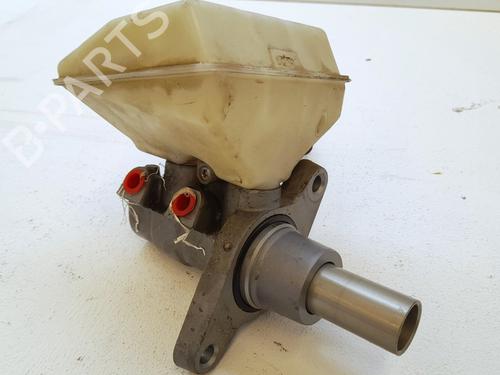 Used Brake master cylinder PEUGEOT 3008 I MPV (0U_) 2.0 HDi (163 hp) 23339132
