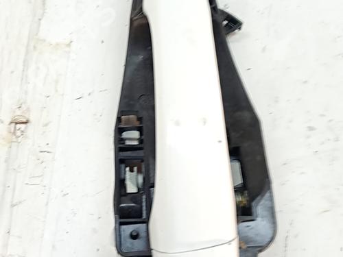 front-right-exterior-door-handle-opel-corsa-f-p2jo-2019-32285321 main image