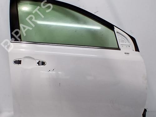 Used Right front door Right front door TOYOTA RAV 4 IV (_A4_) 2.5 Hybrid (AVA42_) (197 hp) 39741529 39741529