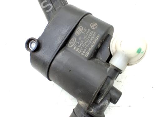 Pompe de lave-glace HYUNDAI i20 II (GB, IB) 1.2 (84 hp) 32106998