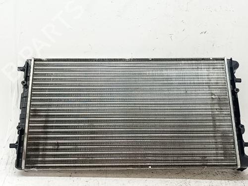 Used Water radiator Water radiator 38417879 38417879