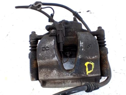 Used Right front brake caliper Right front brake caliper MERCEDES-BENZ B-CLASS Sports Tourer (W247) B 200 d (247.012) (150 hp) 34425482 34425482