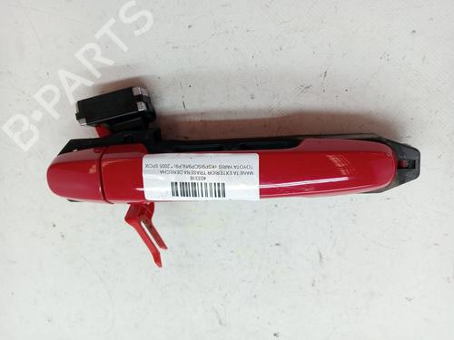 Høyre bak utvendig håndtak TOYOTA YARIS (_P9_) 1.3 VVT-i (SCP90_, SCP90R) (87 hp) 23356046