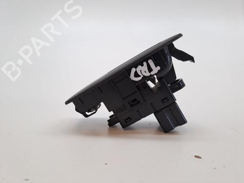 Used Right rear window switch NISSAN QASHQAI I (J10, NJ10) 2.0 dCi All-wheel Drive (150 hp) 23360722