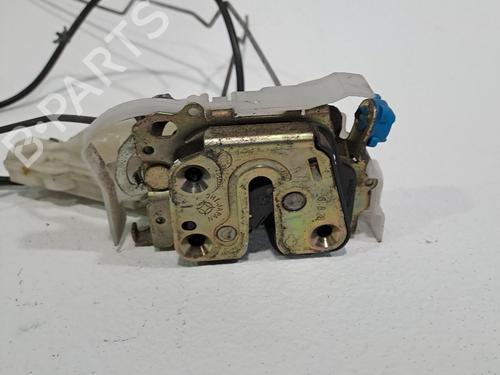 Used Front left lock NISSAN X-TRAIL I (T30) 2.2 dCi 4x4 (136 hp) 23374121