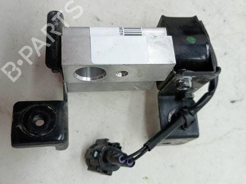 Used Heater resistor NISSAN LEAF (ZE1) Electric (150 hp) 23351360