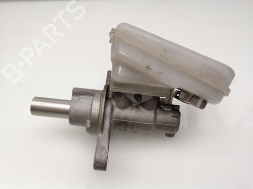 Used Brake master cylinder FORD FIESTA VI (CB1, CCN) 1.4 TDCi (70 hp) 23651429