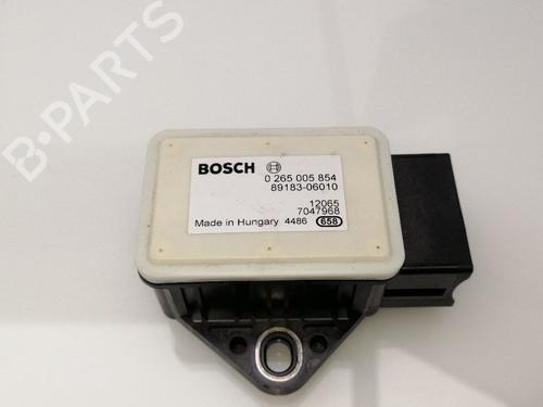 Used Electronic module TOYOTA AURIS (_E15_) 1.4 D-4D (NDE150_, NDE150R) (90 hp) 23380976