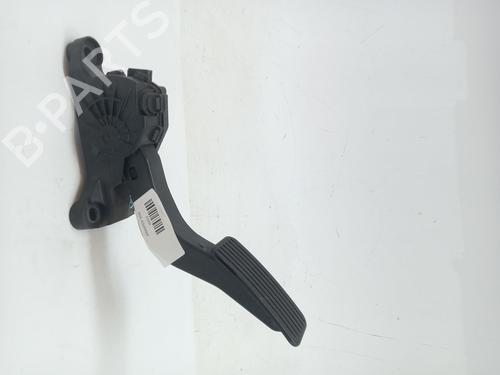 Used Pedal FORD FIESTA VII (HJ, HF) 1.5 TDCi (85 hp) 24586881