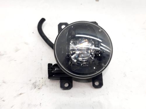 left-front-fog-light-citroen-c4-iii-ba_-bb_-bc_-2020-33760716 main image