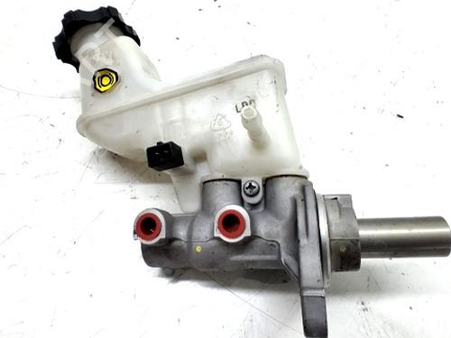 Used Brake master cylinder SSANGYONG XLV SUV e-XDi 160 (116 hp) 31351846