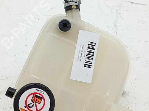 Vaso de expansão Vaso de expansão LEXUS UX (_AA1_, _AH1_, _MA1_) 250h (MZAH10) (184 hp) 36036551 36036551