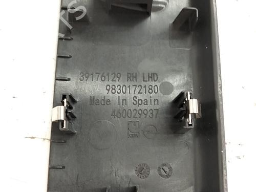 Right front window switch OPEL CORSA F (P2JO) CORSA-e (68) | BP39556152I26 - Image 2