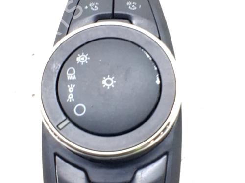 Comando luci FORD MONDEO V Saloon (CD) 2.0 Hybrid (177 hp) 31262484