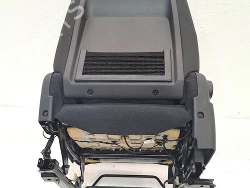 Right front seat PEUGEOT 3008 I MPV (0U_) 1.6 BlueHDi 120 | BP27274955C16 