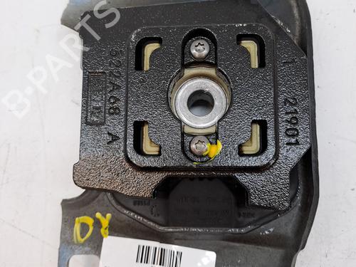 Used Support VOLVO V40 Hatchback (525) D2 (114 hp) 23367260