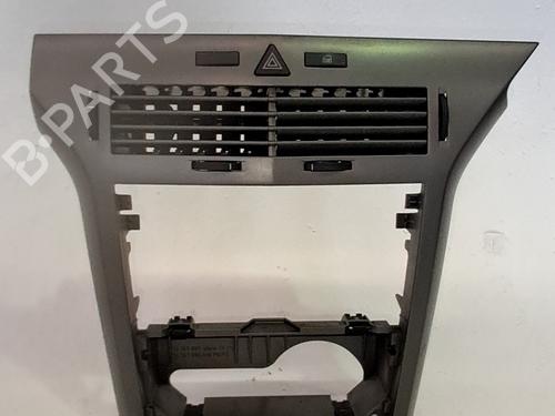 Used Warning switch Warning switch OPEL ASTRA H (A04) 1.7 CDTI (L48) (100 hp) 33772891 33772891