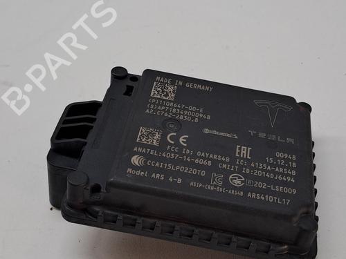 Module électronique TESLA MODEL 3 (5YJ3) EV Performance AWD | BP23943416M83 