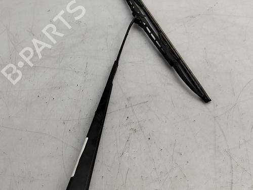 Used Front windshield wiper arm Front windshield wiper arm 36788490 36788490