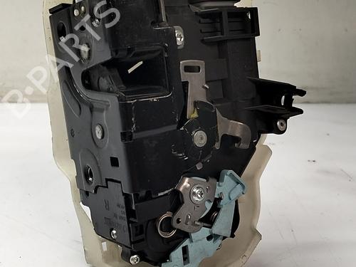 front-right-lock-vw-touran-1t3-2010-2011-2012-2013-2014-2015-2016-34119709 main image