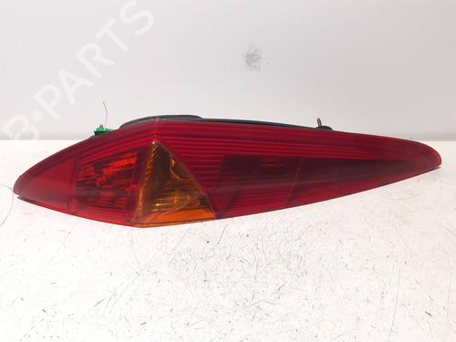 Used Left taillight FIAT PUNTO (188_) 1.2 60 (188.030, .050, .130, .150, .230, .250) (60 hp) 25457807