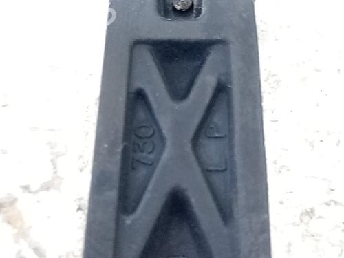 Used Front windshield wiper arm Front windshield wiper arm 38990233 38990233
