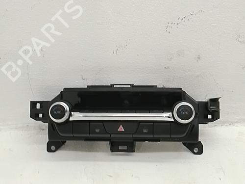 climate-control-mazda-cx-30-dm-2019-40549162 main image