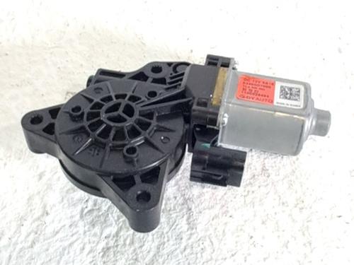 Used Right rear window motor HYUNDAI TUCSON (TL, TLE) 1.6 CRDi hybrid 48V (116 hp) 30623332