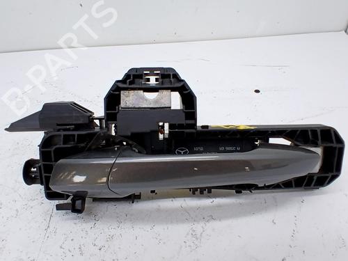 Used Rear left exterior door handle Rear left exterior door handle 39094870 39094870