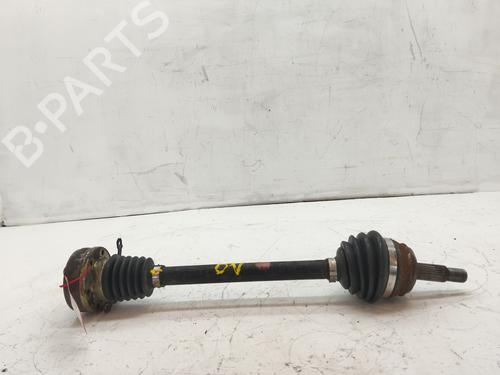 Used Left front driveshaft VW GOLF III (1H1) 1.6 (101 hp) 26574704