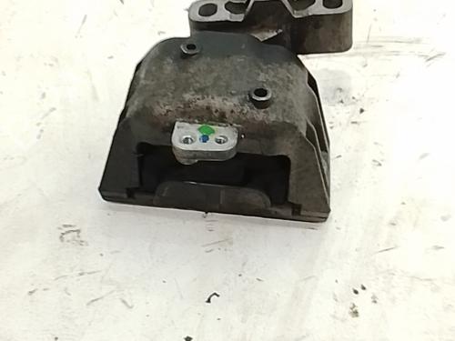 Used Engine mount Engine mount 37592207 37592207