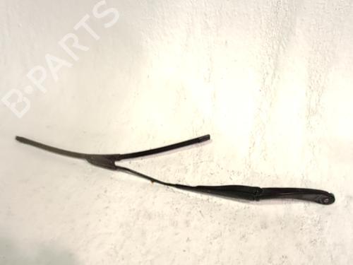 Braço escova frente DACIA LOGAN II TCe 90 (L8MA, L8M1, L8AC) (90 hp) 31701417