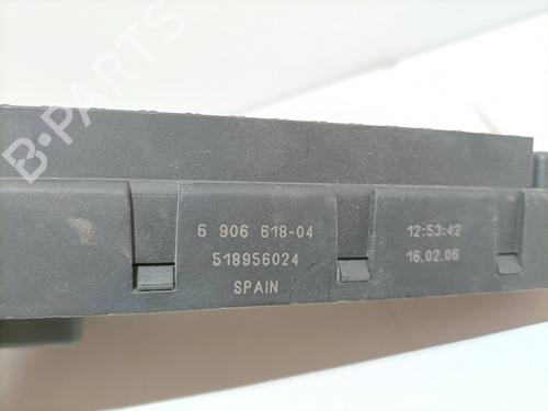 Fuse box BMW 5 (E60) 520 d | BP25987008E1 