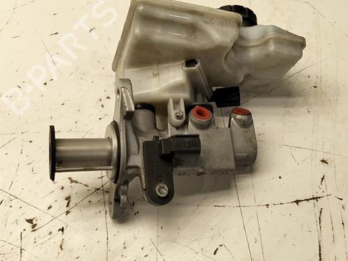 Brake master cylinder AUDI A3 (8V1, 8VK) 1.6 TDI | BP38062069M77 - Image 2