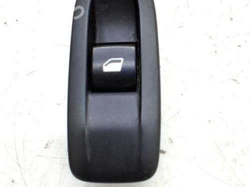 Used Right front window switch Right front window switch 37288957 37288957