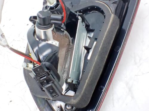 Used Right tailgate light Right tailgate light RENAULT CLIO IV Grandtour (KH_) 0.9 TCe 90 (90 hp) 32978180 32978180