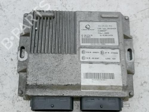 Used Engine control unit (ECU) Engine control unit (ECU) DACIA DUSTER (HM_) 1.5 dCi 90 (HMAA) (90 hp) 40549482 40549482