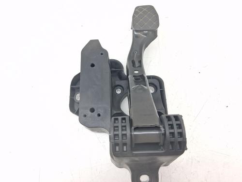 Used Clutch pedal SEAT IBIZA IV (6J5, 6P1) 1.2 TSI (86 hp) 29325937