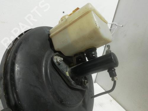Used Brake master cylinder LAND ROVER DEFENDER Station Wagon (L316, L315) 2.4 Td4 4x4 (L316) (122 hp) 25483019
