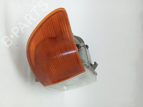 Right headlight MERCEDES-BENZ VITO Bus (W638) 113 2.0 (638.114, 638.194) | BP26574530C29 