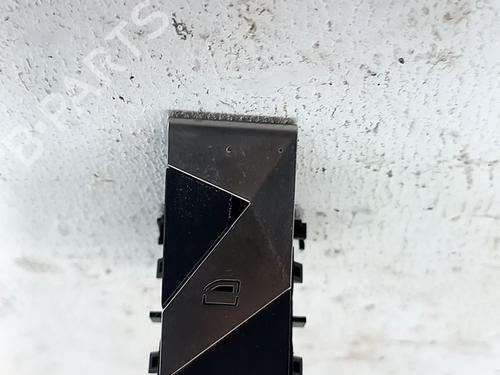 Used Left front window switch Left front window switch DS DS 7 (J4_, JC_) E-TENSE 225 (J4DGZU) (224 hp) 33764567 33764567