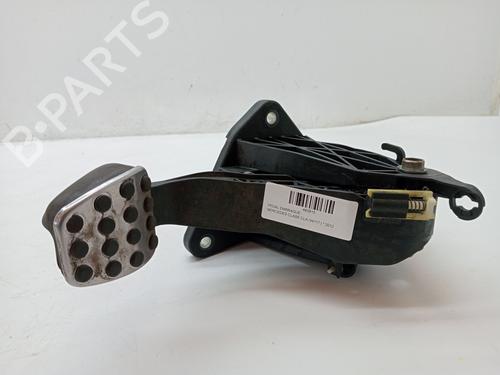 Used Clutch pedal MERCEDES-BENZ CLA Coupe (C117) CLA 200 CDI / d (117.308) (136 hp) 23360944