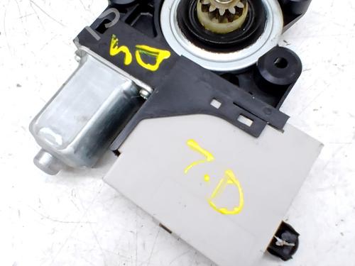 Right rear window motor FORD KUGA I 2.0 TDCi 4x4 | BP36767650E22 - Image 4